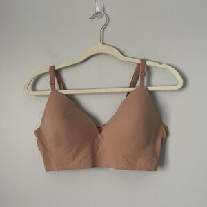 TRUE Trueandco T-Shirt Bra Nude Tan Wirefree Supportive Women's Size Large